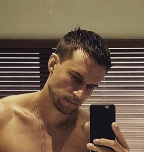 Bad photo example - Poor lighting